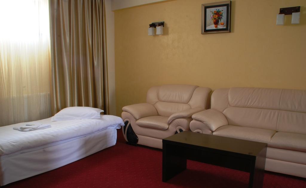 Hotel Ancor Bucareste Exterior foto